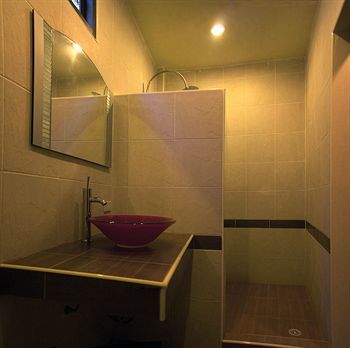 Hotell Manohra Cozy Village 3*